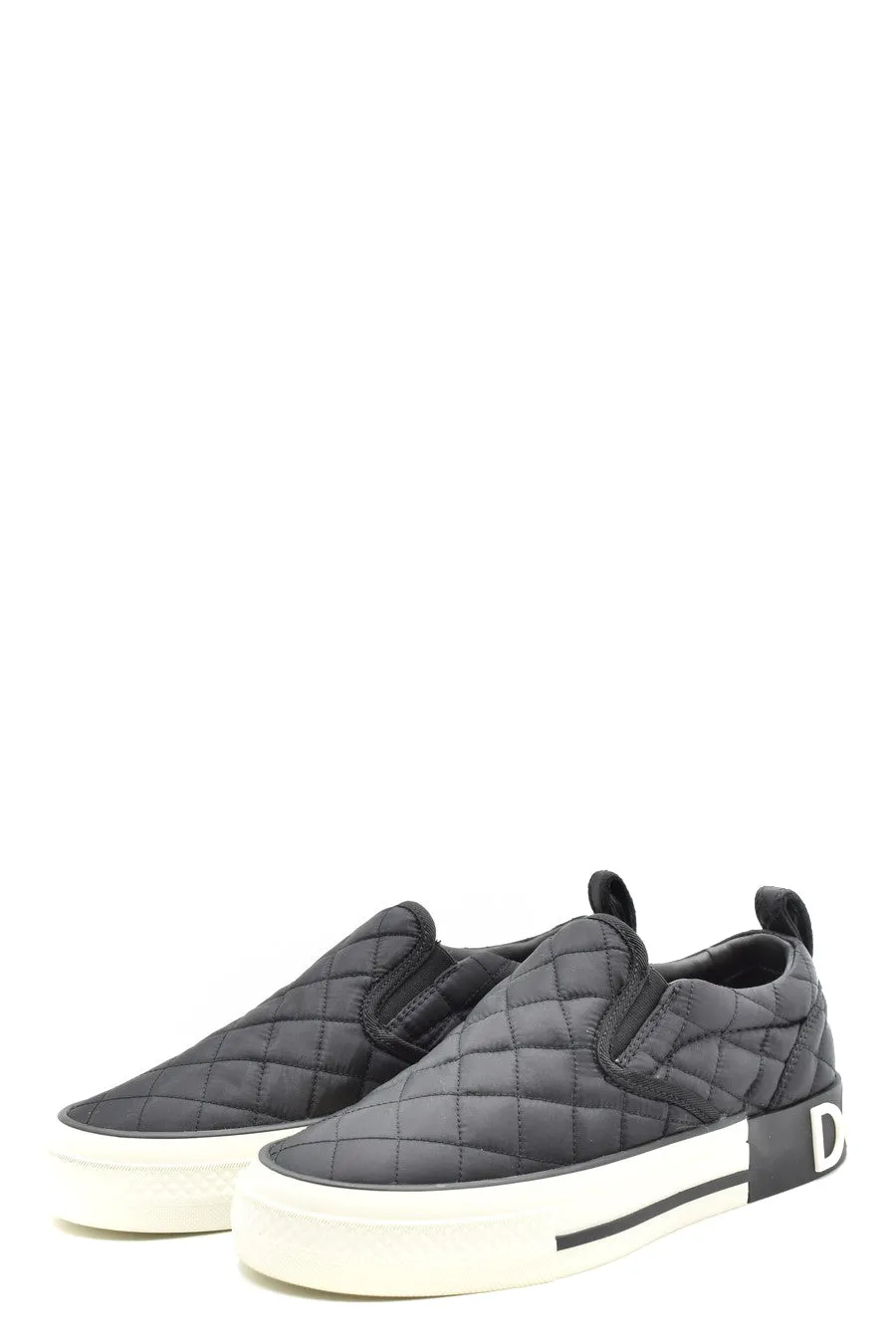 Dolce & Gabbana Round Toe Quilted Sneakers