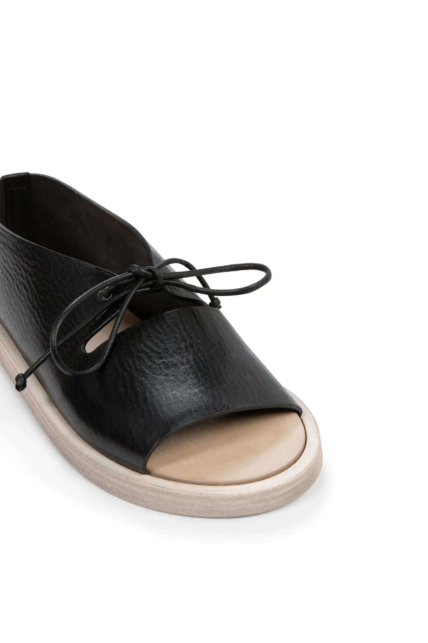 Marsll Front Tie Fastened Sandals