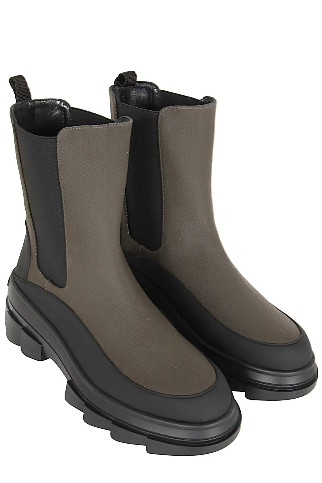 Stuart Weitzman Round Toe Chunky Boots
